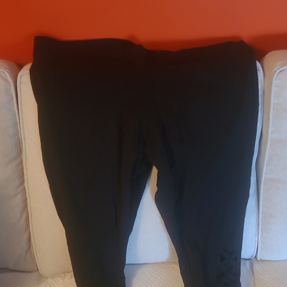 2 For $25 Torrid Black Leggings With Cutout On Leg Bottoms